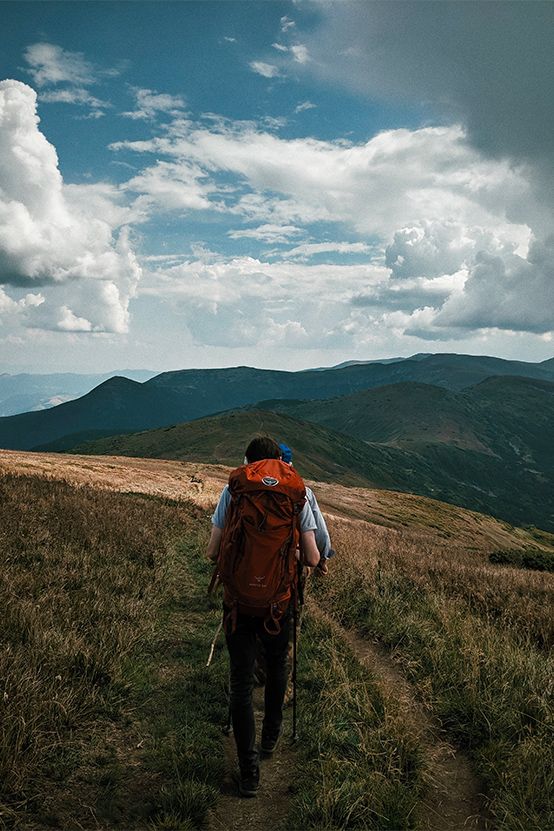 Voyager seul sans se sentir seul : nos clés pour trouver l’équilibre